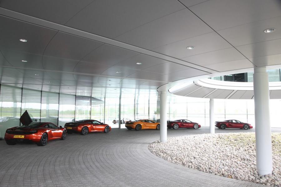  McLaren MP4-12C 2012 года  (фото 5 из 129)